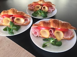 Bistro 22