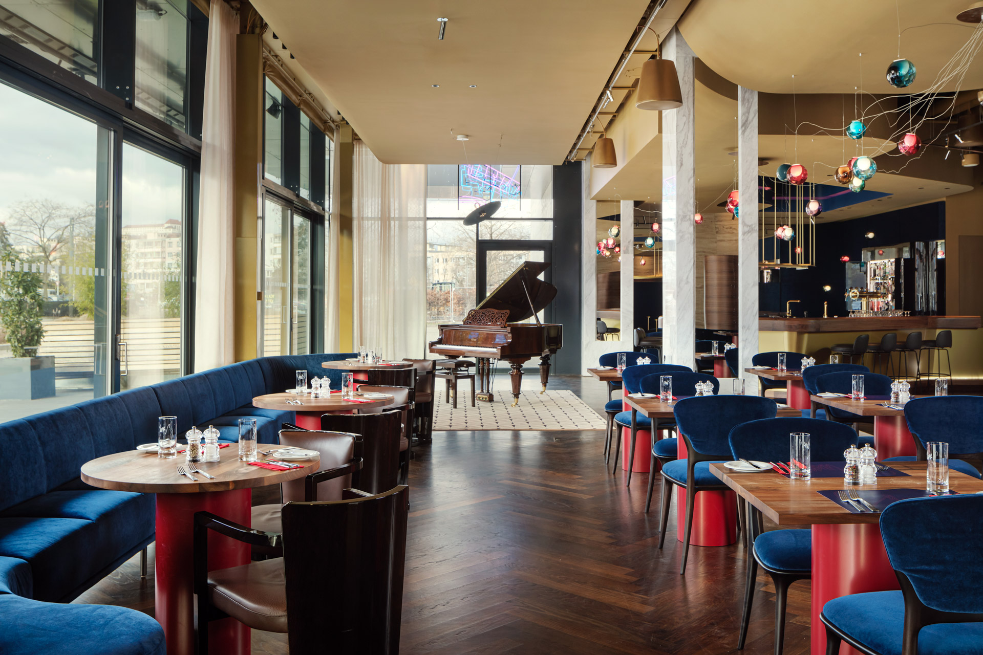 Jazzmin Bar & Dining (Holandská 1022/12, Brno) :: Kde dáme oběd